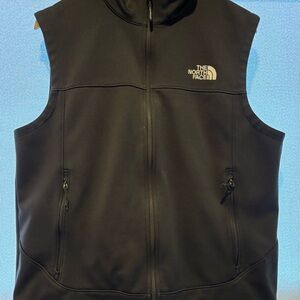 The North Face Men's Dark Vest